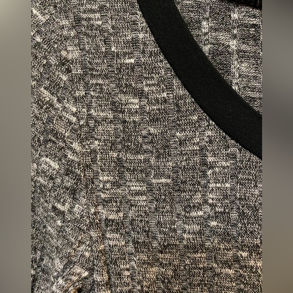 Tweed Look Black and White Fitted Sweater - Picture 3 of 3